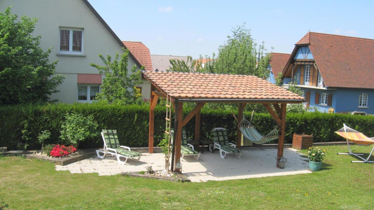 Couette Et Cafe - Chambre Bleue Truchtersheim Exterior foto